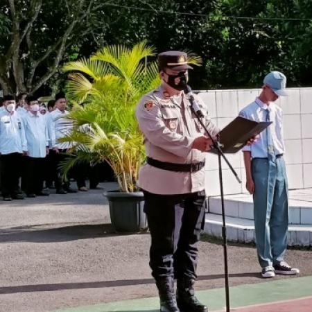 Kapolsek Tigaraksa AKP Jadi Inspektur Upacara Di MAN 1 Kabupaten Tangerang